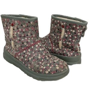 UGG Womens Green Floral print Sherpa lined boots I heart UGG winter booties
